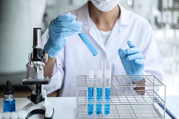technicien de laboratoire chimie
